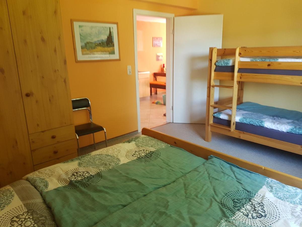 Ferienwohnung Storchenhof Niepars Luaran gambar