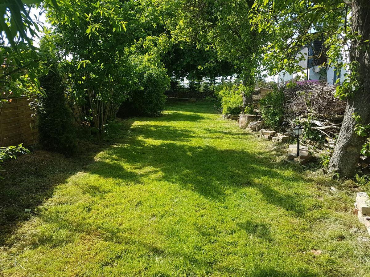 Ferienwohnung Storchenhof Niepars Luaran gambar